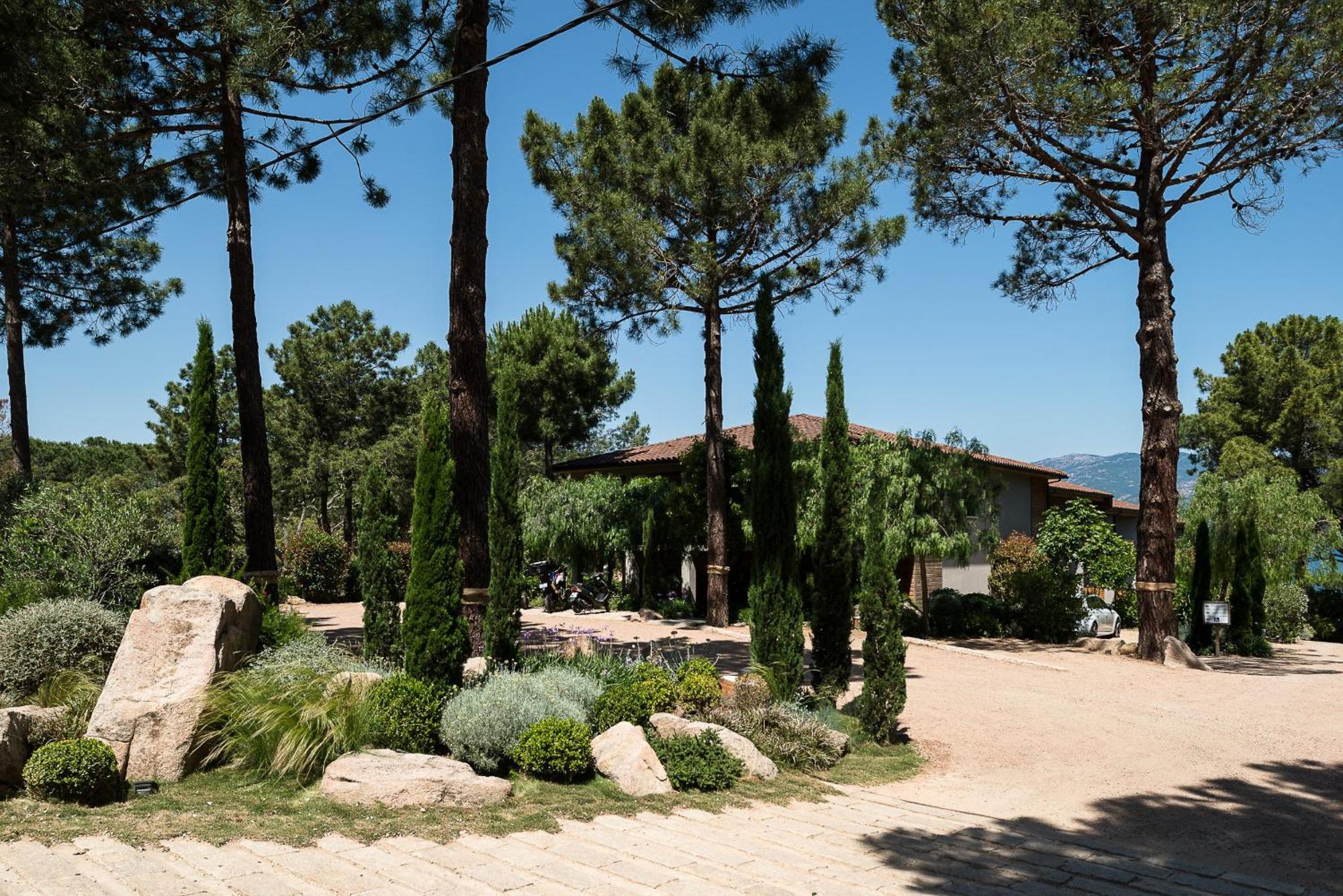 Hotel Restaurant Mariosa Porto-Vecchio  Exterior photo